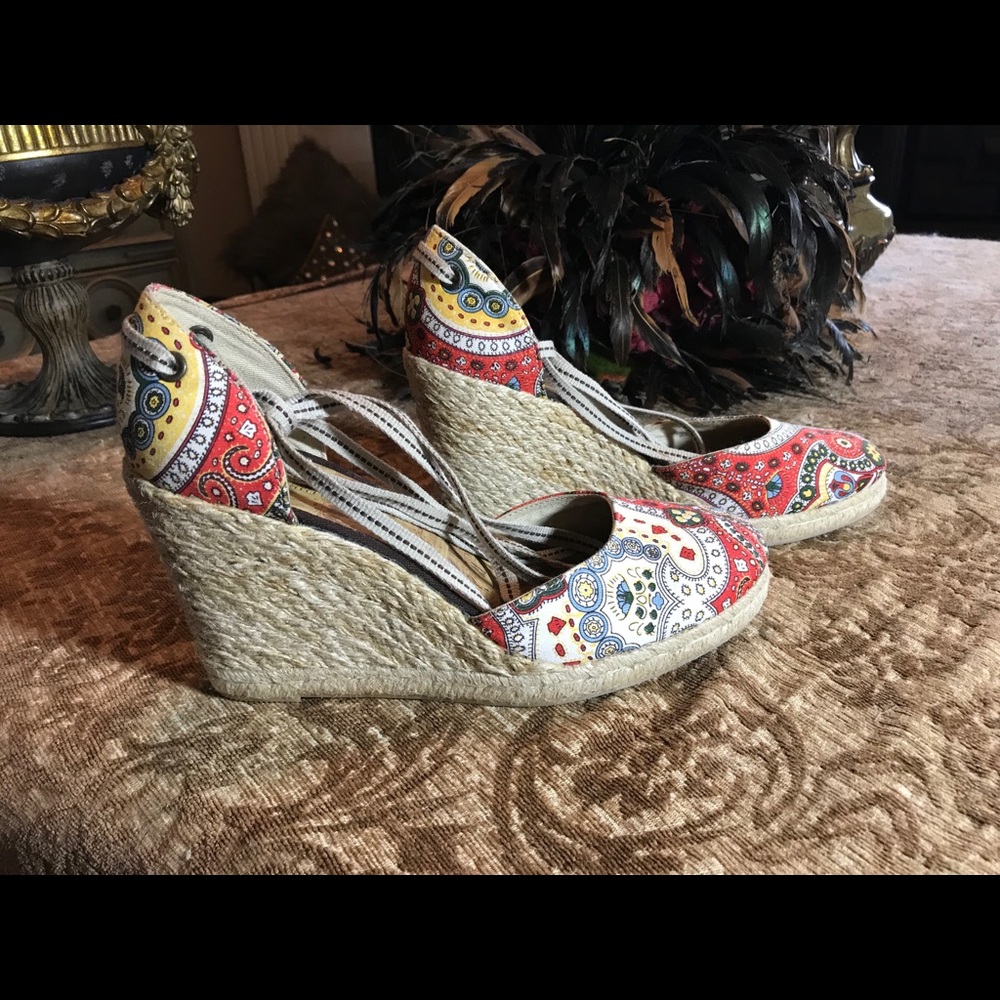 TOMMY HILFIGER  JADE PAISLEY ESPADRILLE 7.5,